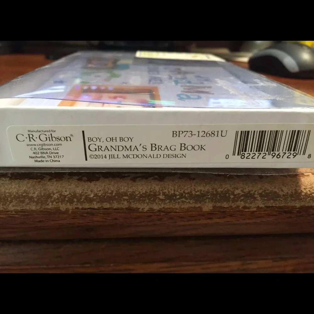 Grandma's Brag Book - My Grandma Digs Me -